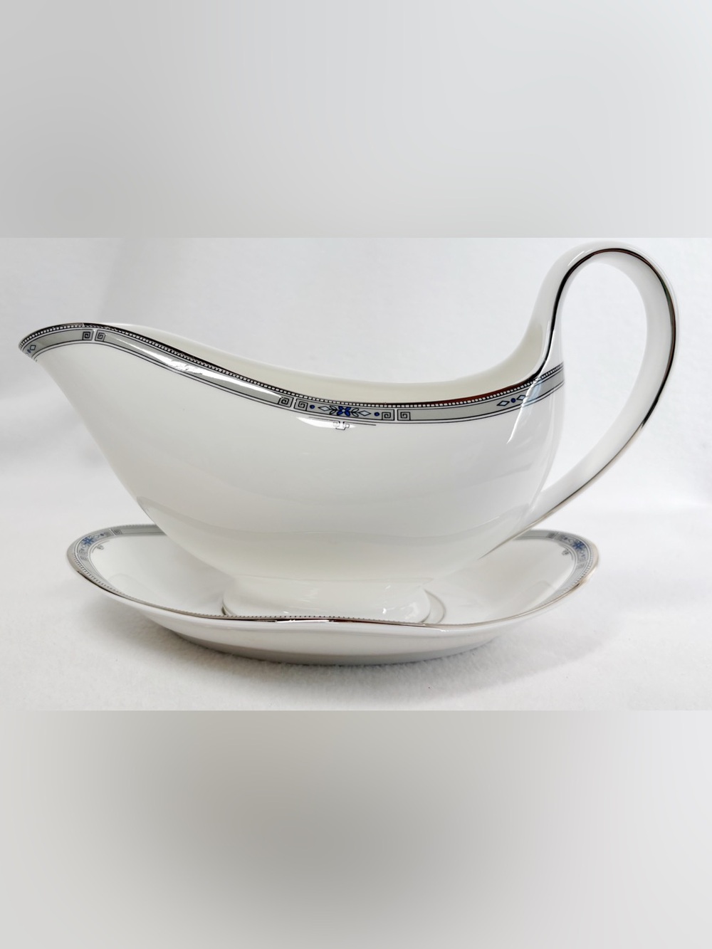 Wedgewood Amherst Platinum Trim Bone China Gravy Boat with Saucer
